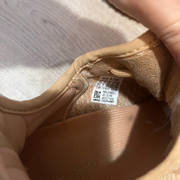 Authentic adidas Yeezy Boost 350V2 clay size7.5 American Limited - Picture 7 of 9